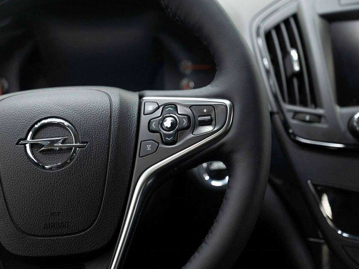 Opel Insignia, 2013 Фото №20