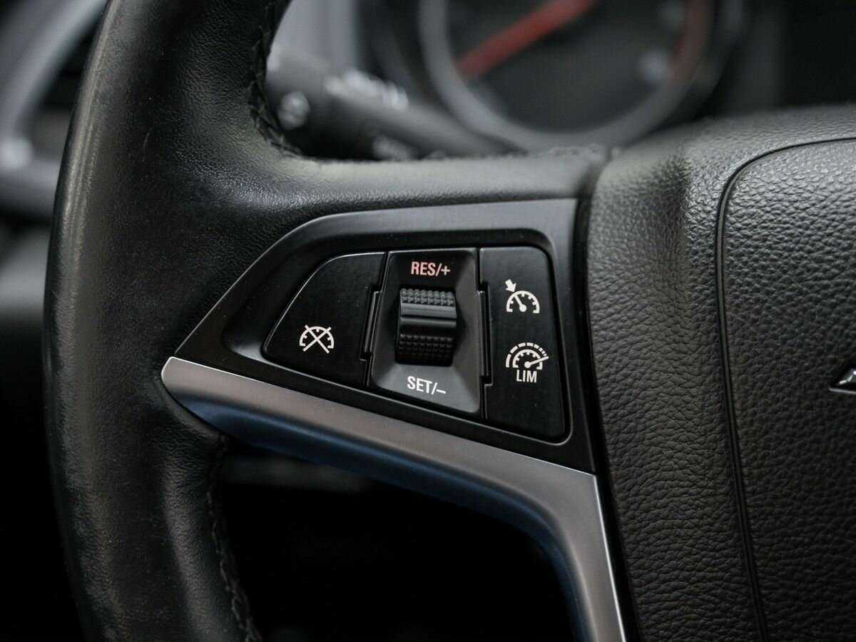 Opel Astra GTC, 2013 Фото №16