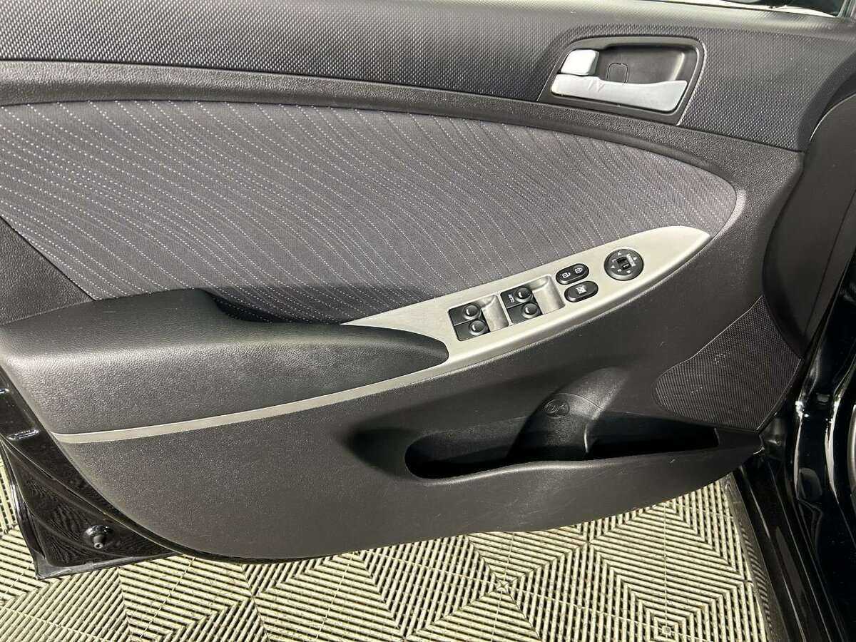 Hyundai Solaris, 2015 Фото №8