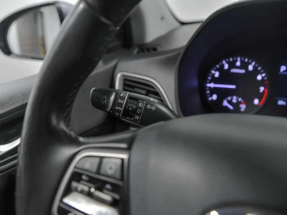 Hyundai Solaris, 2018 Фото №8