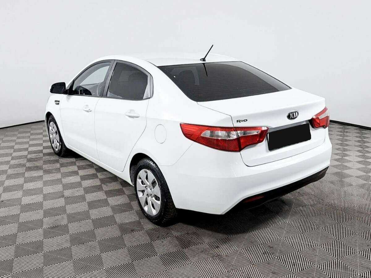 Kia Rio 5-speed, 2013 Фото №7