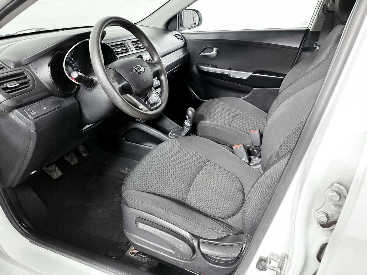 Kia Rio 5-speed, 2013 Фото №16
