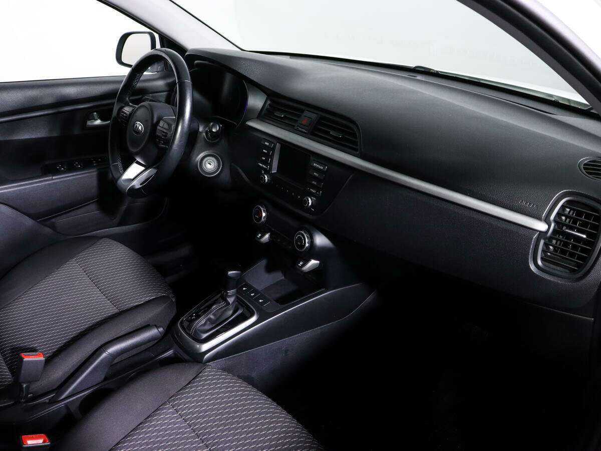 Kia Rio X-Line, 2018 Фото №8