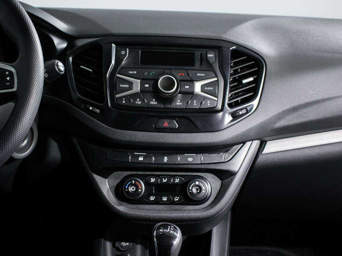 Lada (ВАЗ) Vesta SW, 2019 Фото №10