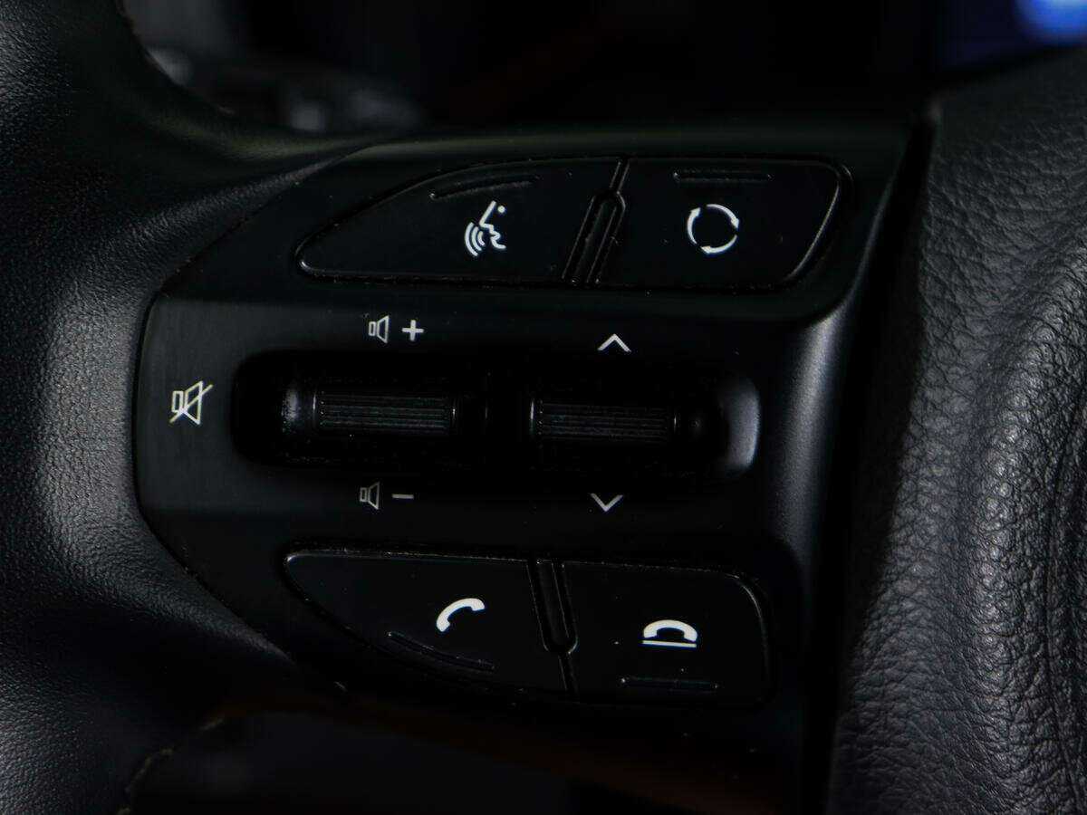 Kia Rio X-Line, 2019 Фото №20