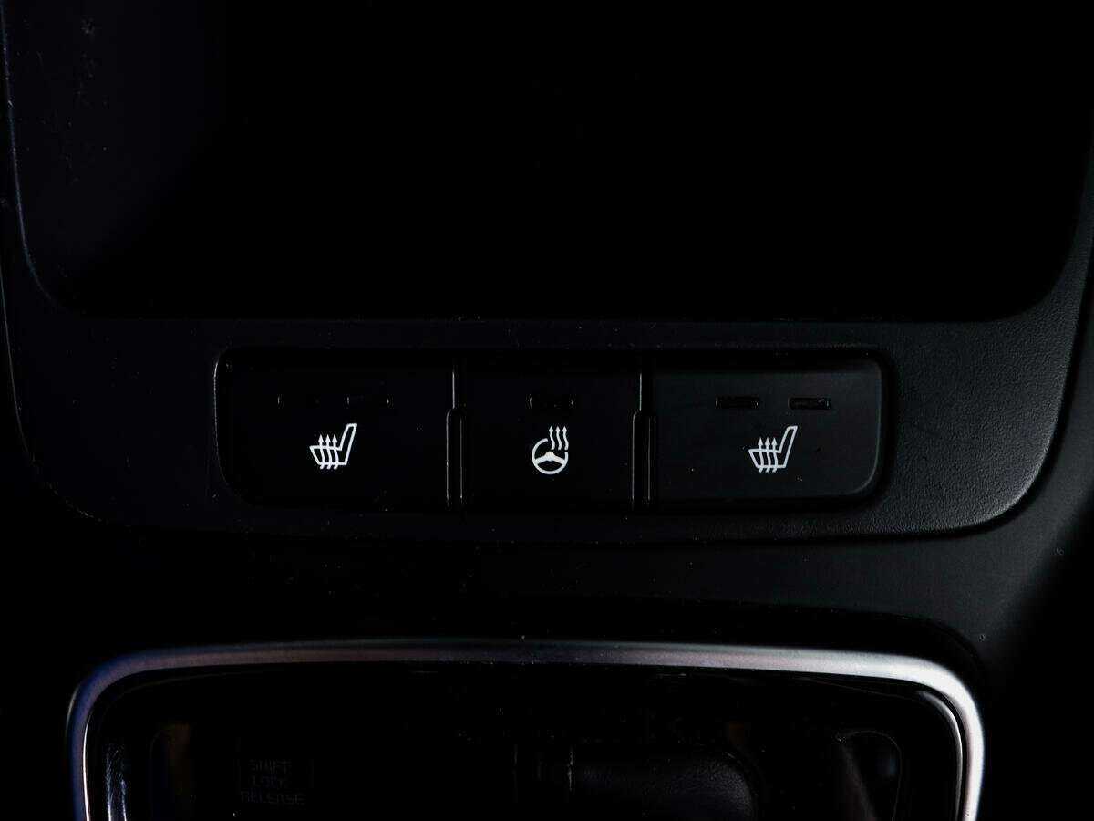 Kia Rio X-Line, 2019 Фото №22