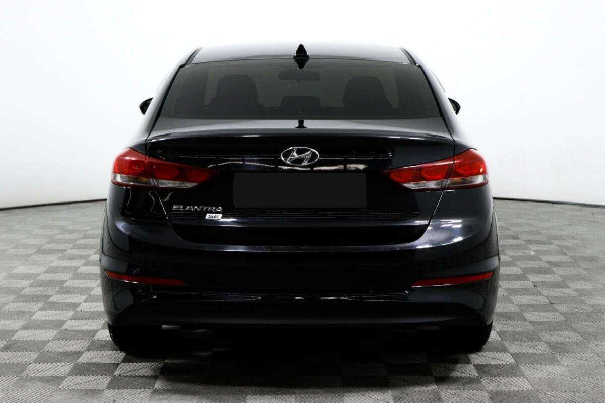 Hyundai Elantra, 2018 Фото №6