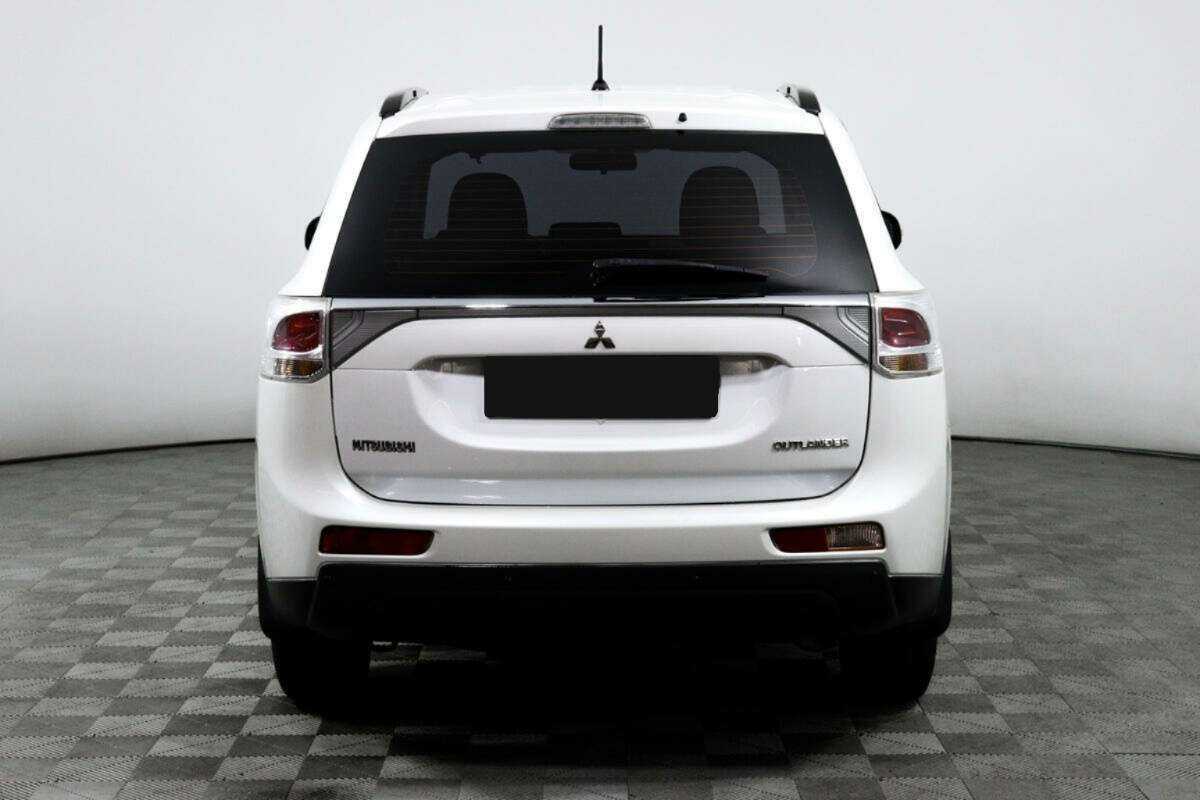 Mitsubishi Outlander, 2013 Фото №6