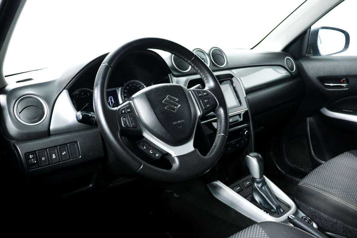 Suzuki Vitara, 2018 Фото №13