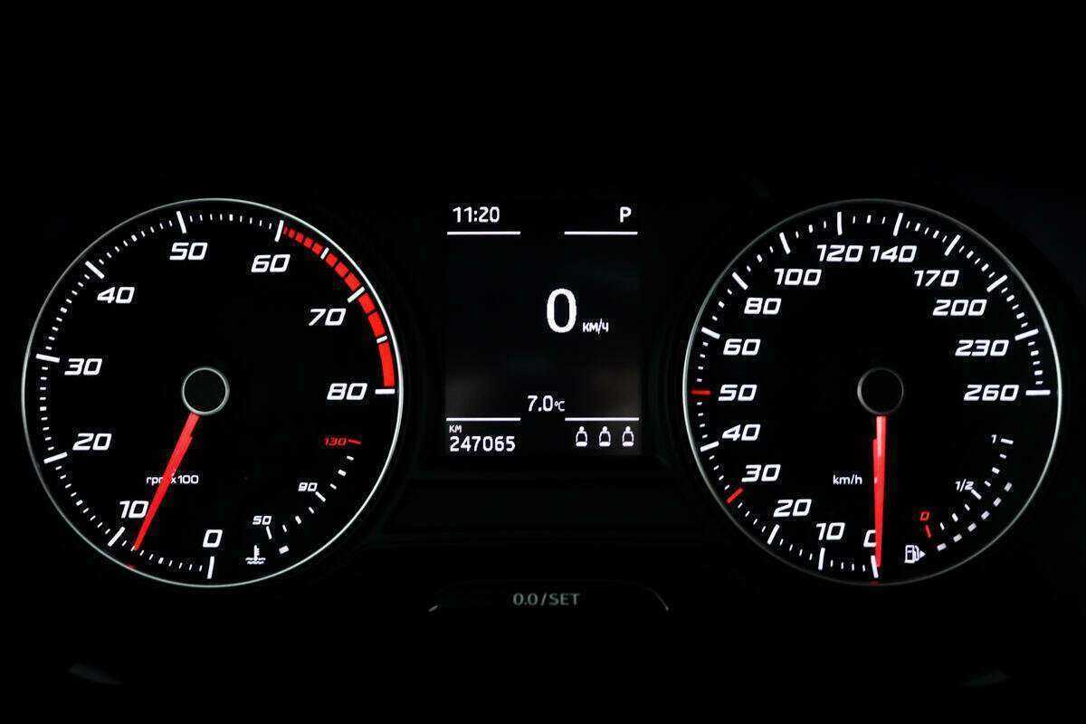 SEAT Leon, 2013 Фото №10