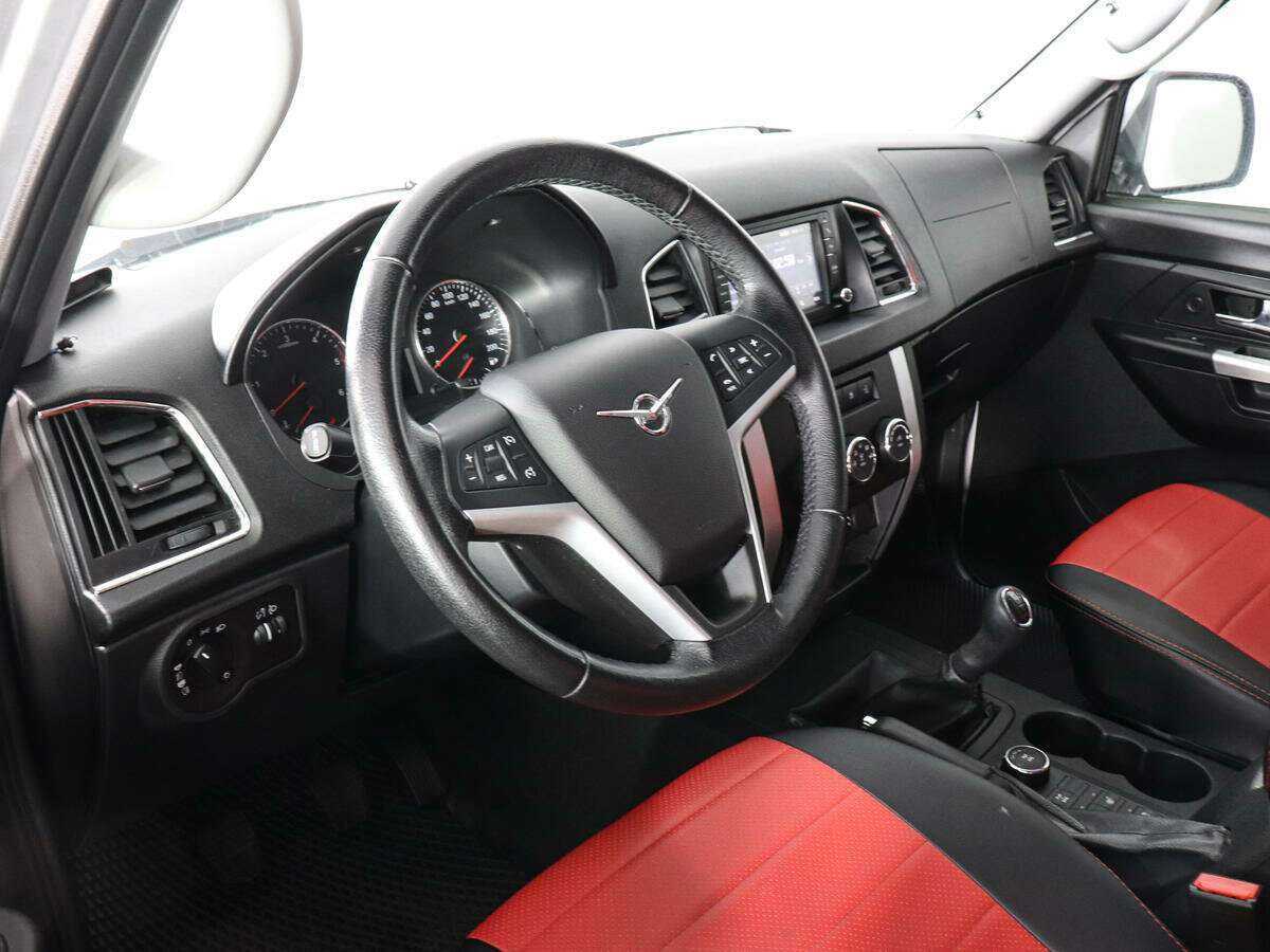 УАЗ Patriot, 2018 Фото №8