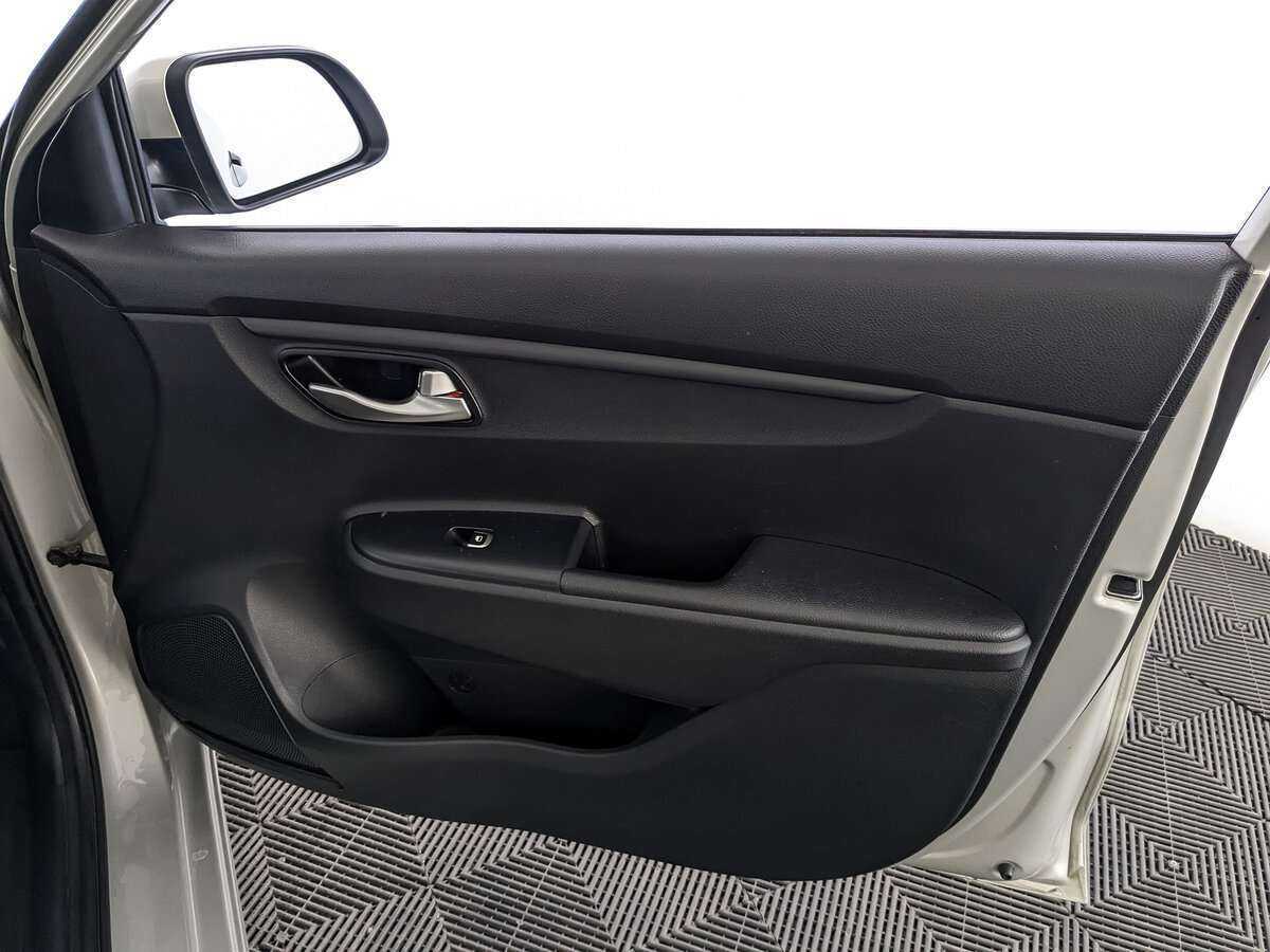 Kia Rio, 2019 Фото №19