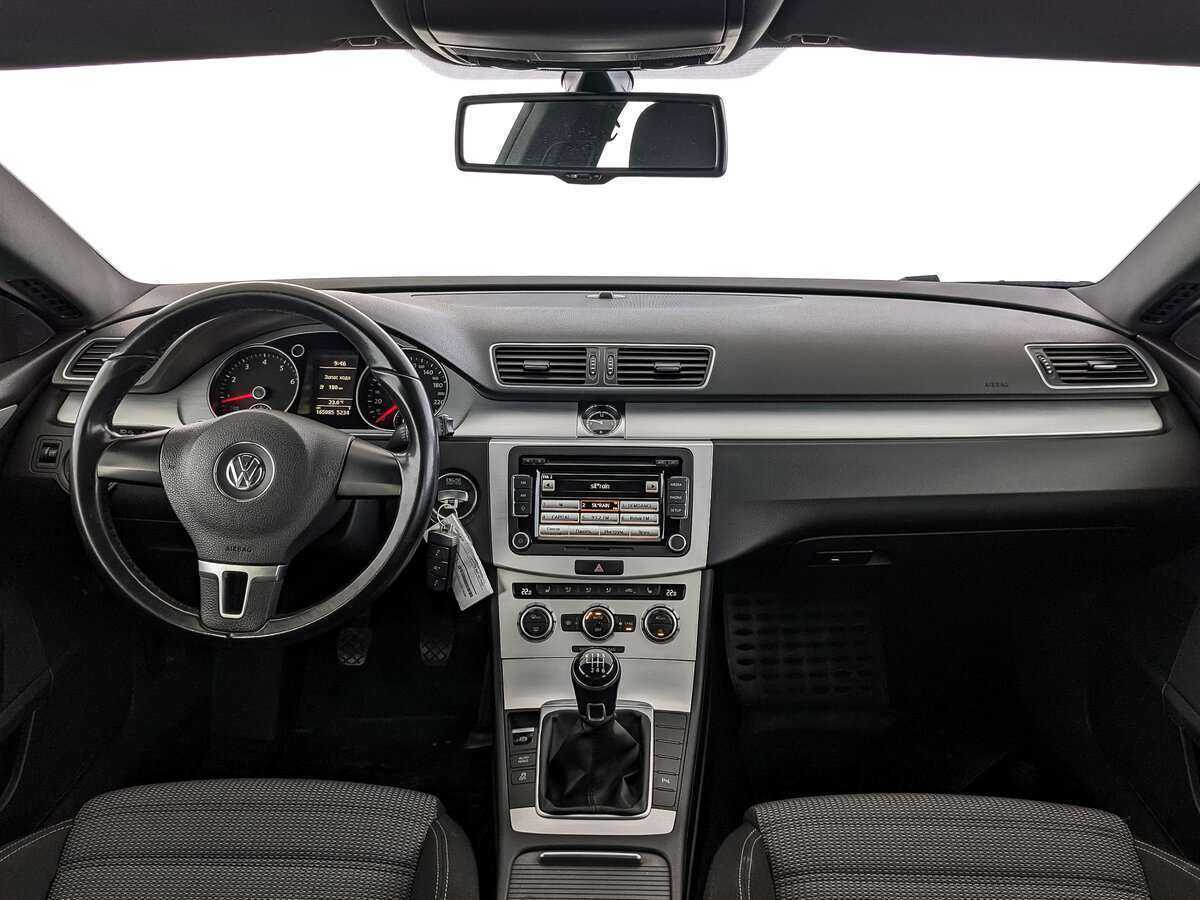 Volkswagen Passat CC, 2012 Фото №10