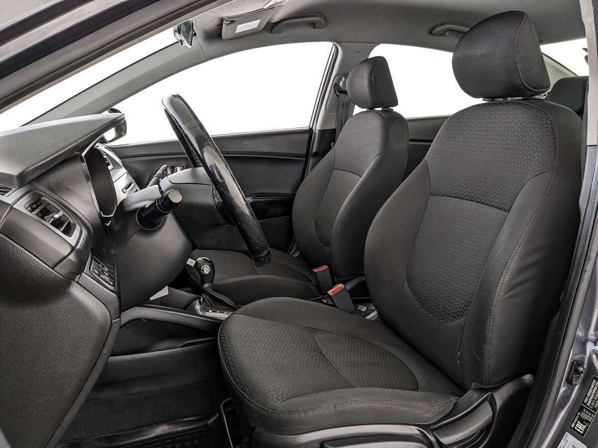 Kia Rio, 2017 Фото №15