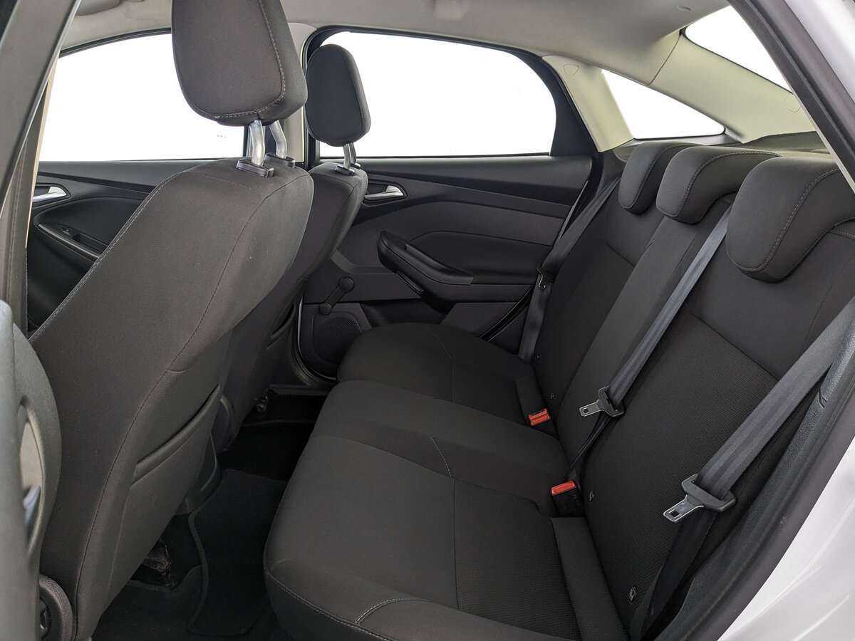 Ford Focus, 2018 Фото №14