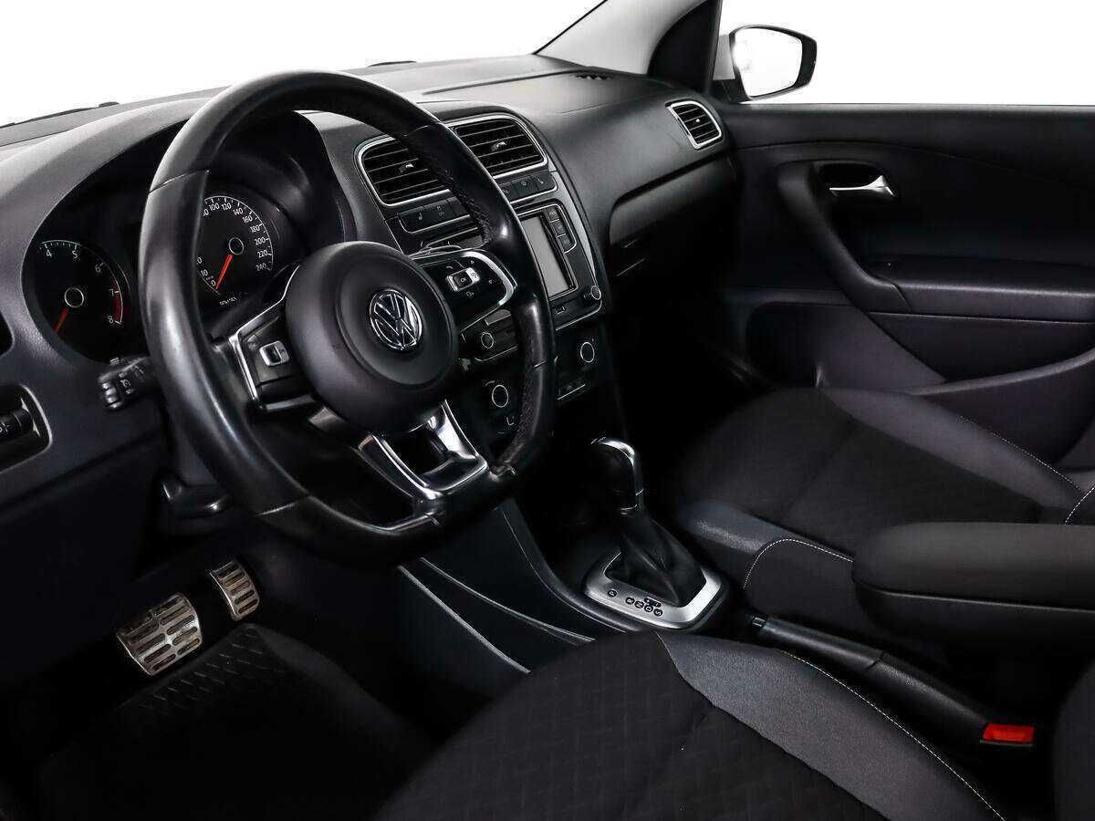 Volkswagen Polo, 2018 Фото №9