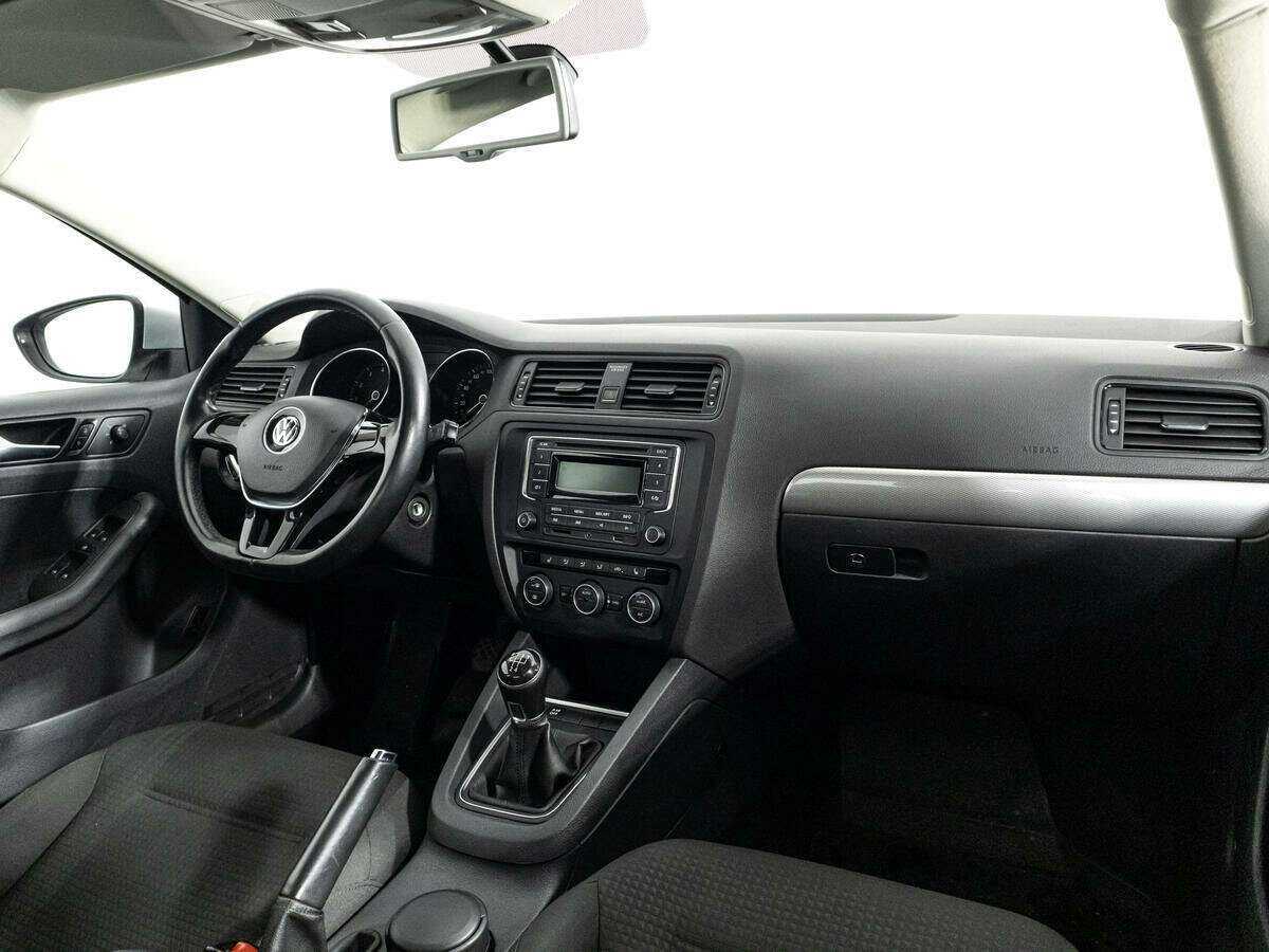 Volkswagen Jetta, 2015 Фото №9