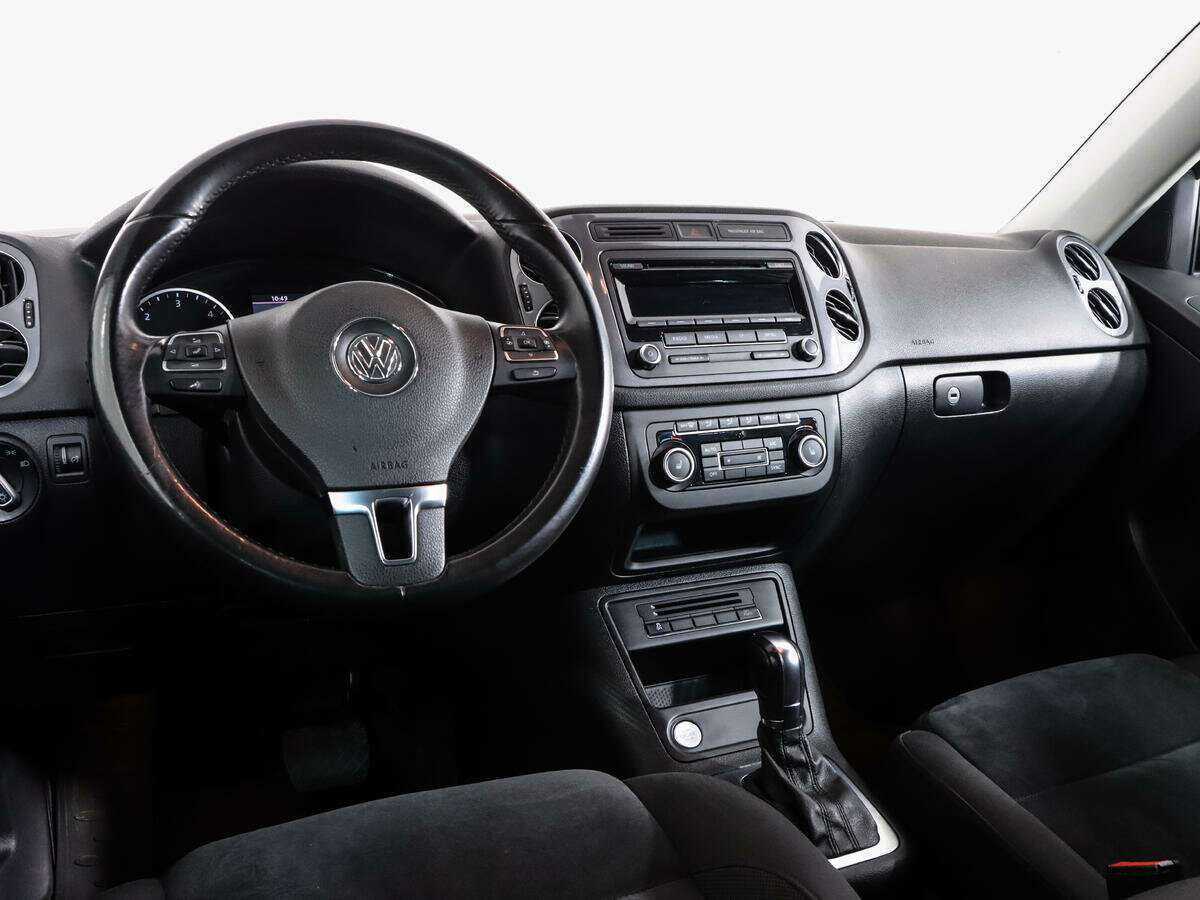 Volkswagen Tiguan, 2012 Фото №11