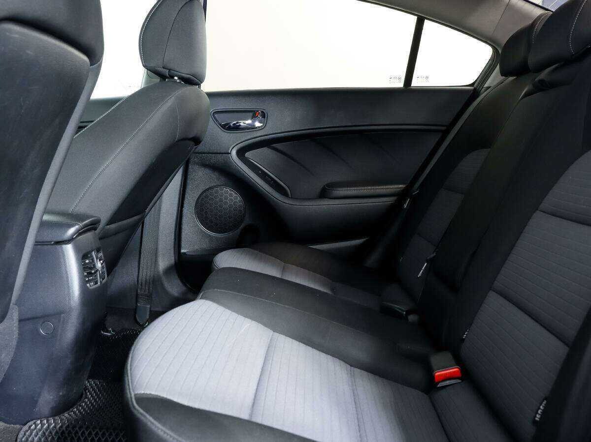 Kia Cerato, 2016 Фото №11