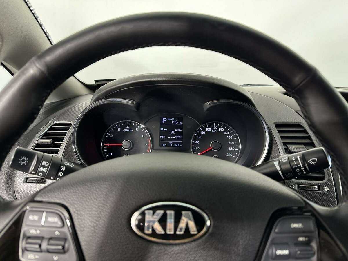 Kia Cerato, 2019 Фото №11