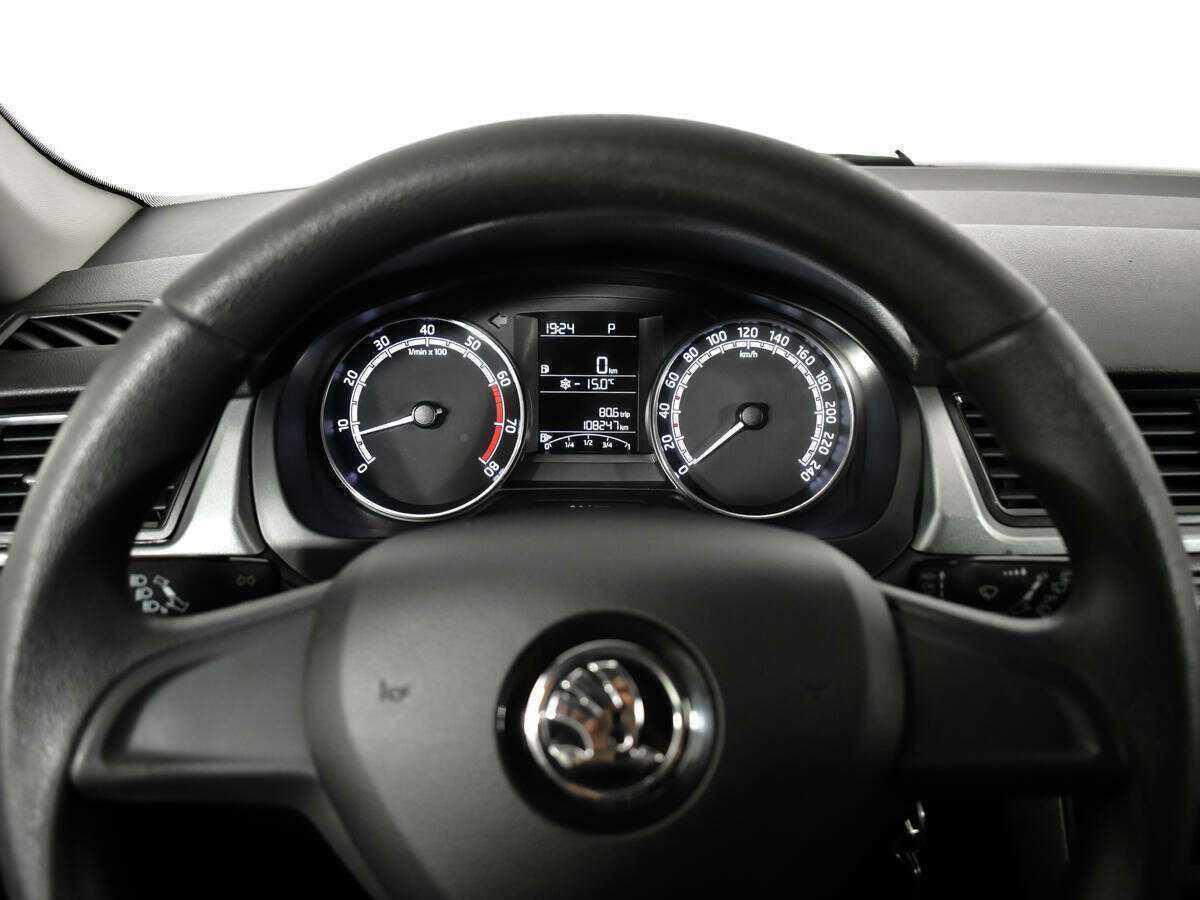 Skoda Rapid, 2018 Фото №11