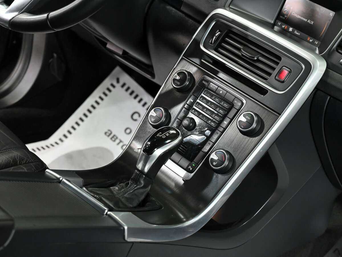 Volvo S60, 2013 Фото №10