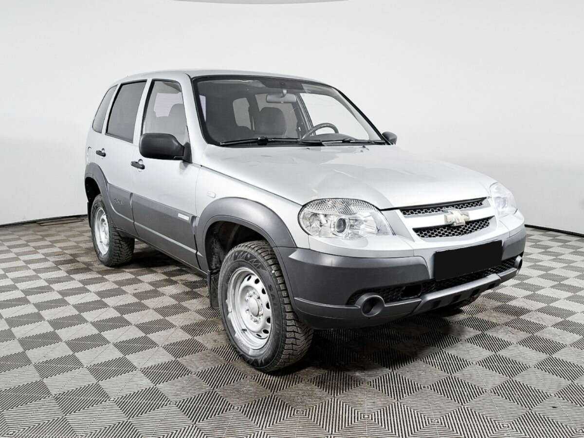 Chevrolet Niva, 2013 Фото №3