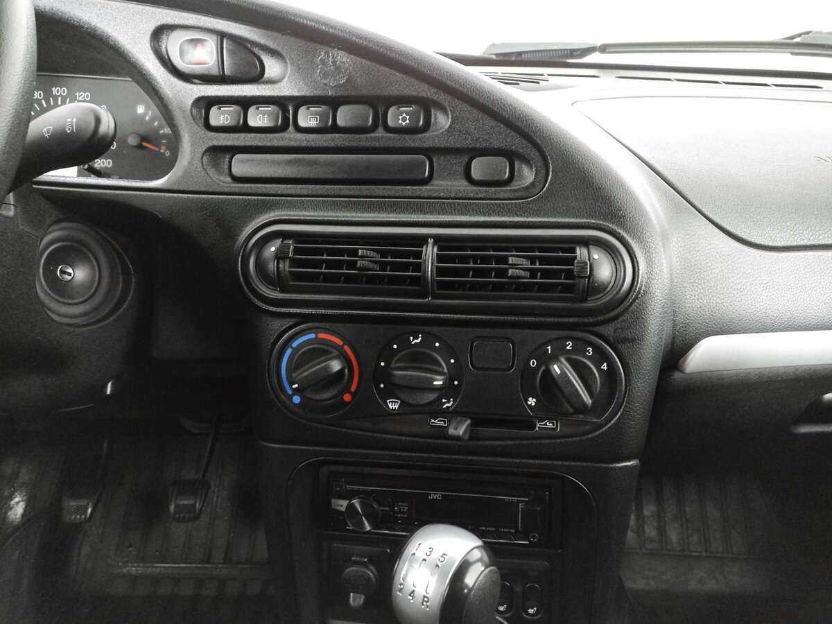 Chevrolet Niva, 2016 Фото №11