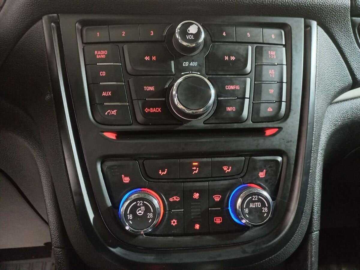 Opel Mokka, 2013 Фото №14