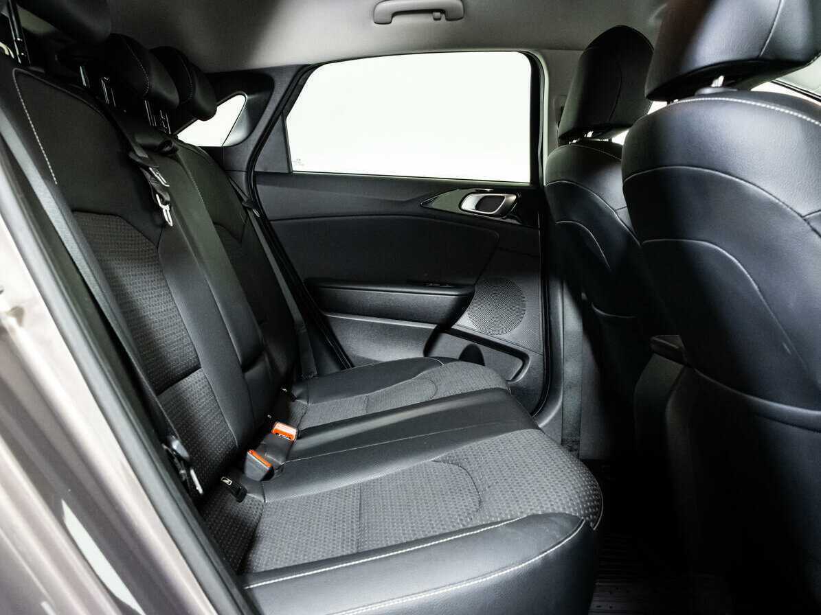 Kia Ceed, 2018 Фото №17