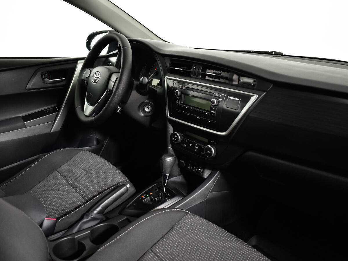 Toyota Auris, 2013 Фото №9