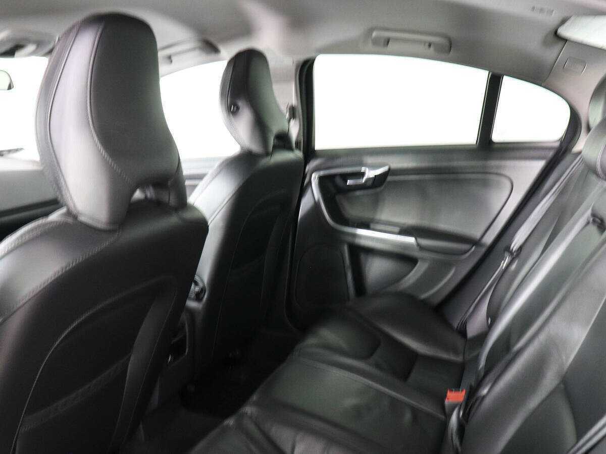 Volvo S60, 2012 Фото №12