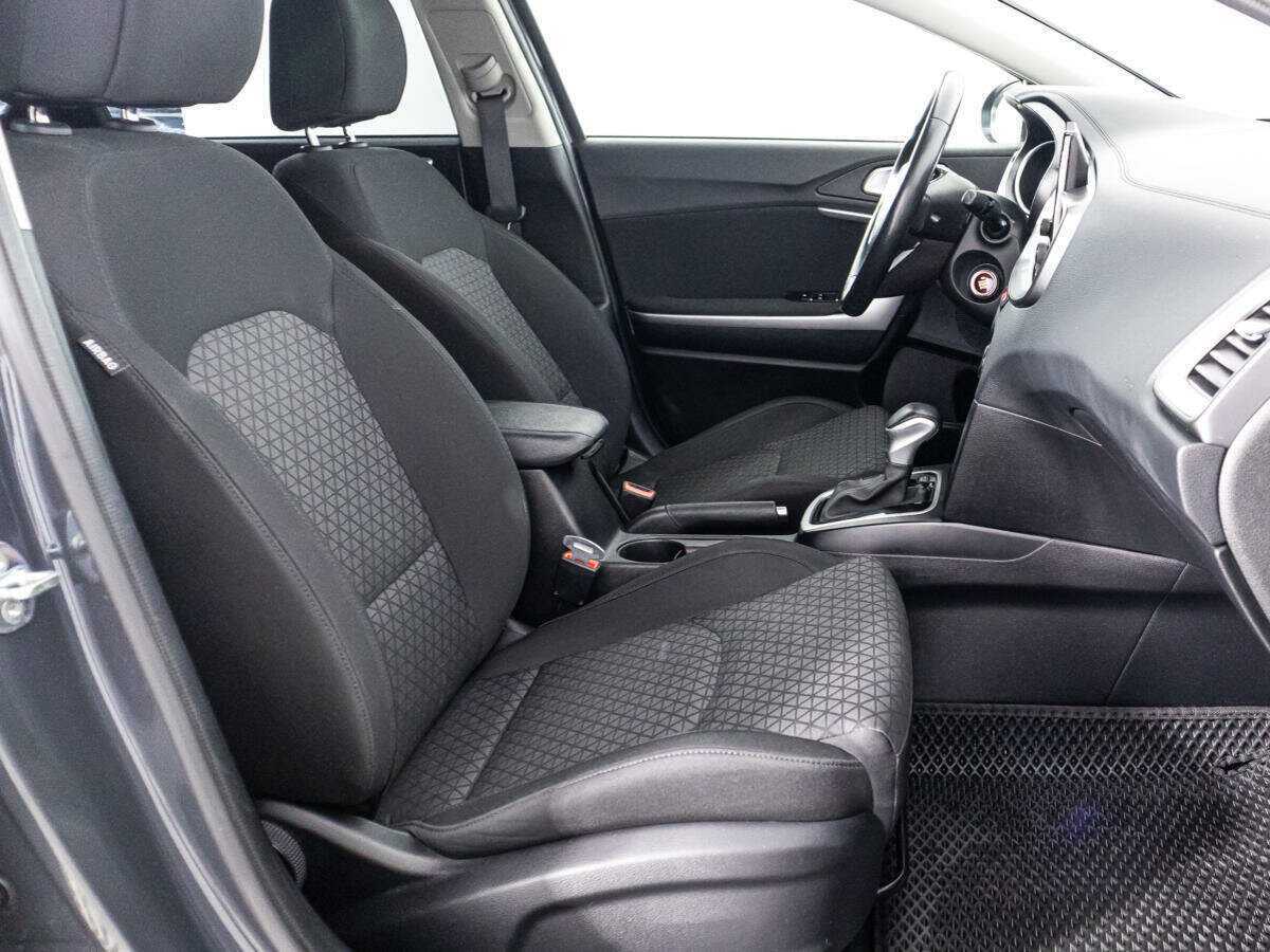 Kia Ceed, 2022 Фото №16