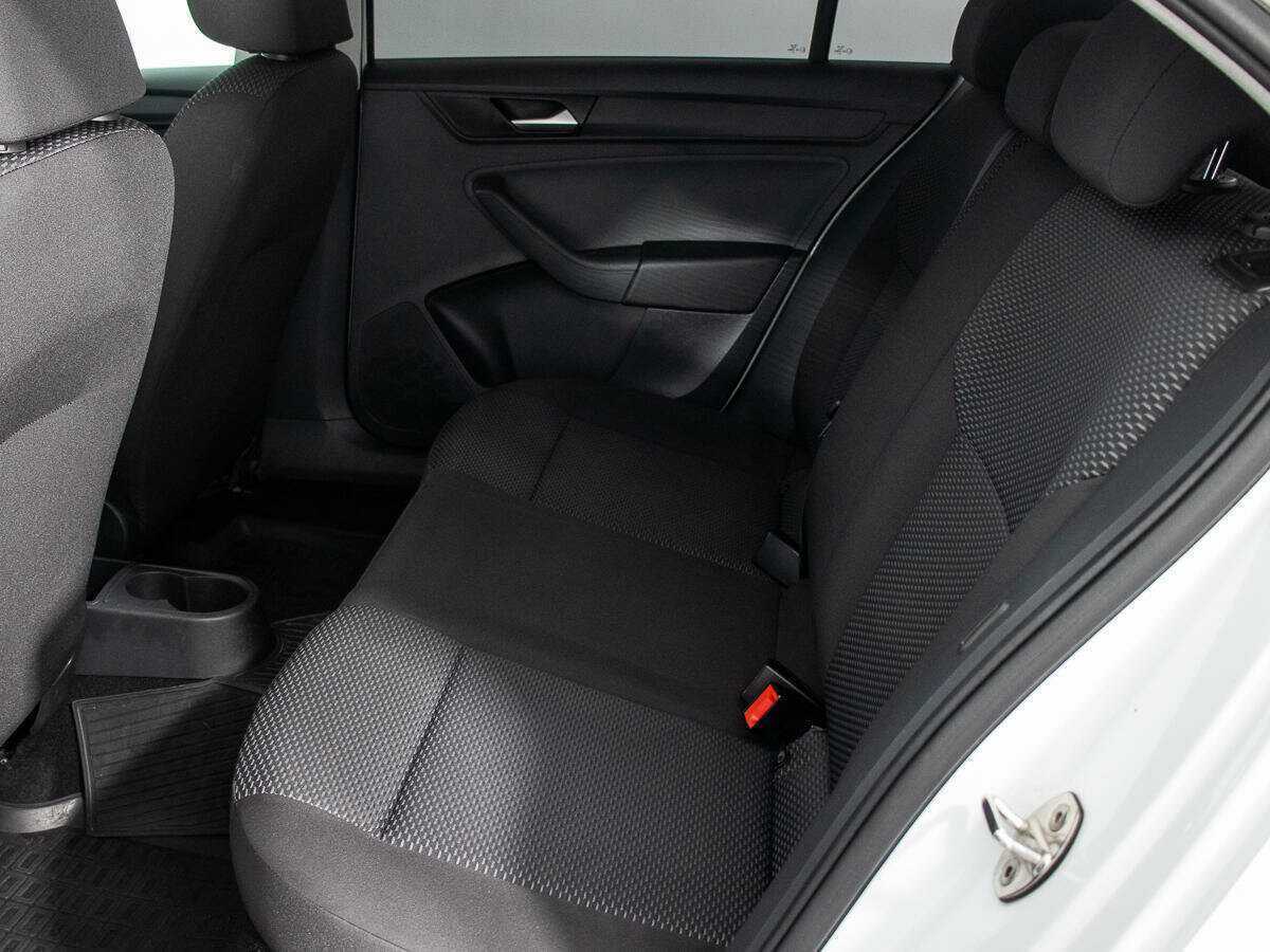 Volkswagen Polo, 2020 Фото №11