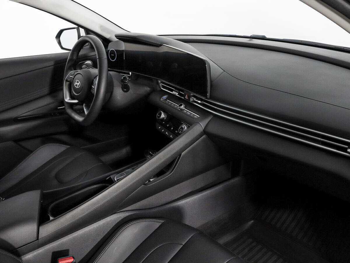 Hyundai Elantra, 2024 Фото №14