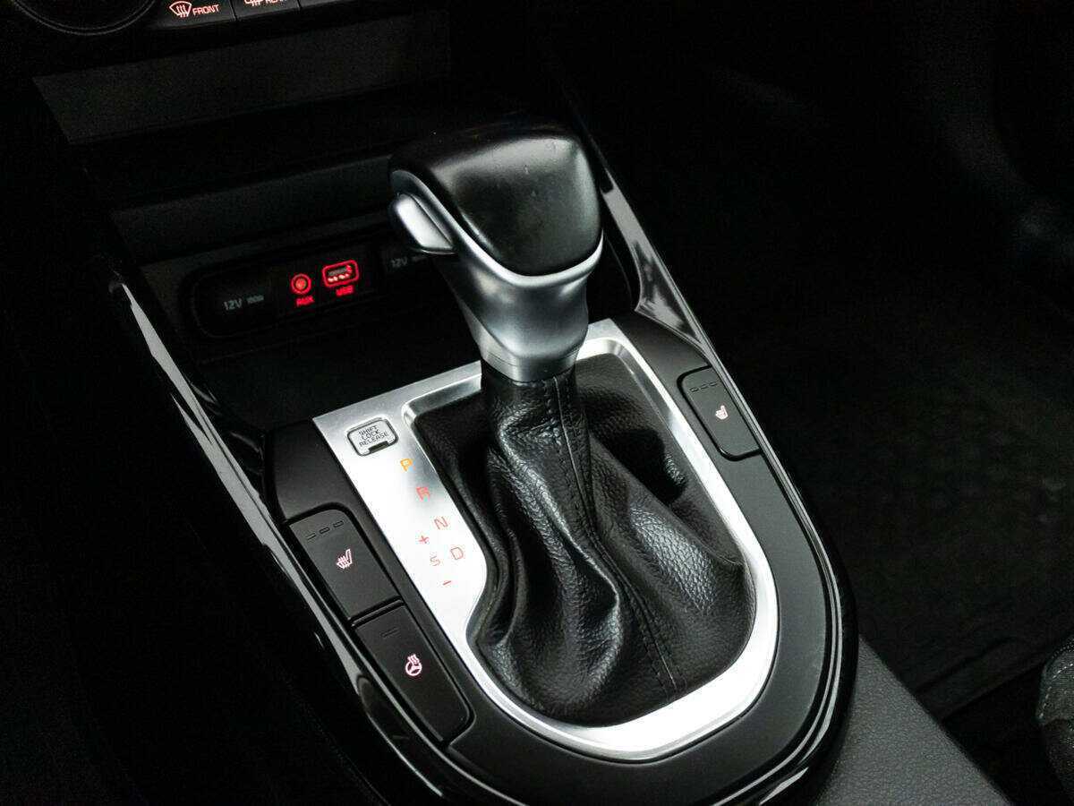 Kia Cerato, 2021 Фото №16