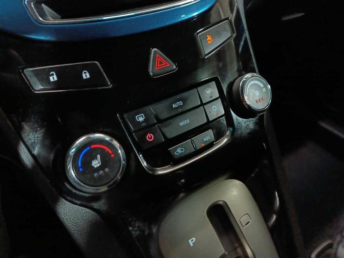 Chevrolet Orlando, 2012 Фото №14