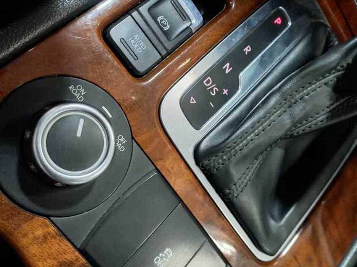 Volkswagen Touareg, 2013 Фото №16