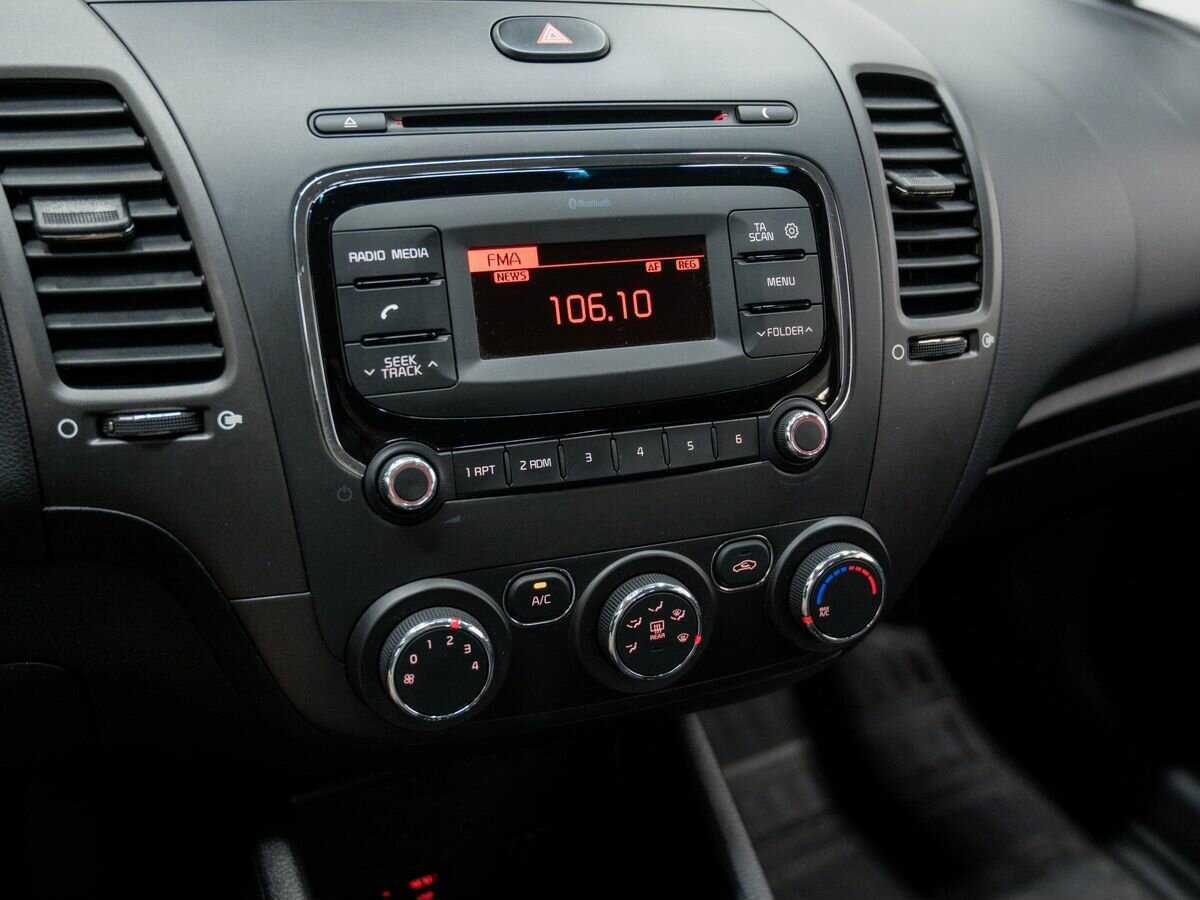 Kia Cerato, 2018 Фото №18