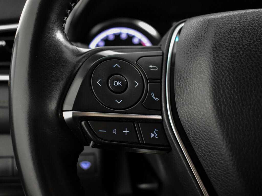 Toyota Camry, 2018 Фото №16