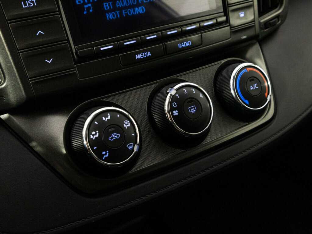 Toyota RAV4, 2013 Фото №16