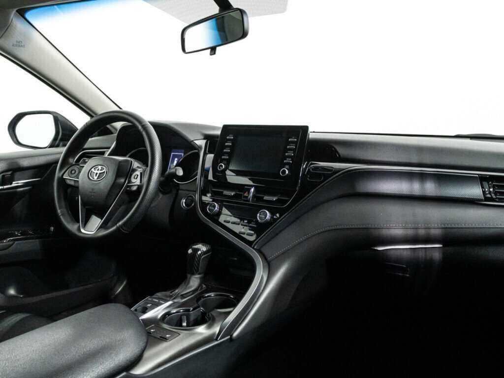 Toyota Camry, 2021 Фото №8