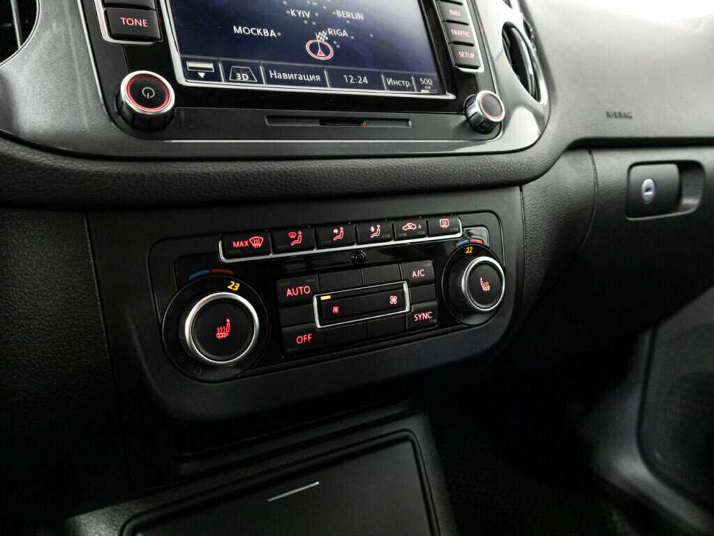 Volkswagen Tiguan, 2014 Фото №17