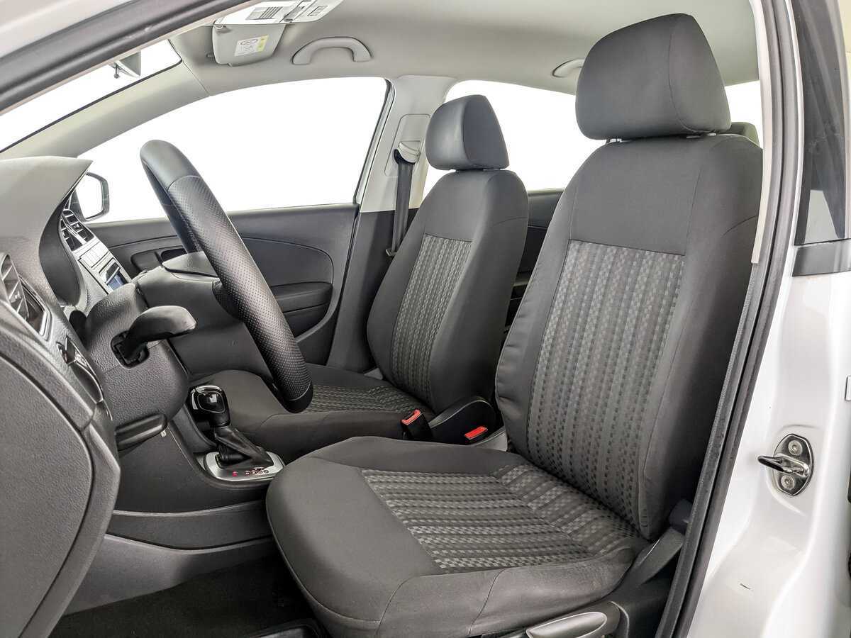 Volkswagen Polo, 2020 Фото №18