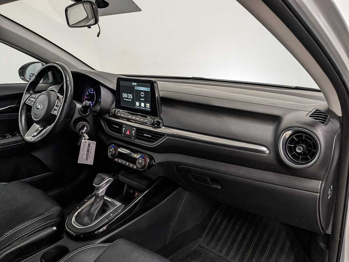 Kia Cerato, 2021 Фото №13