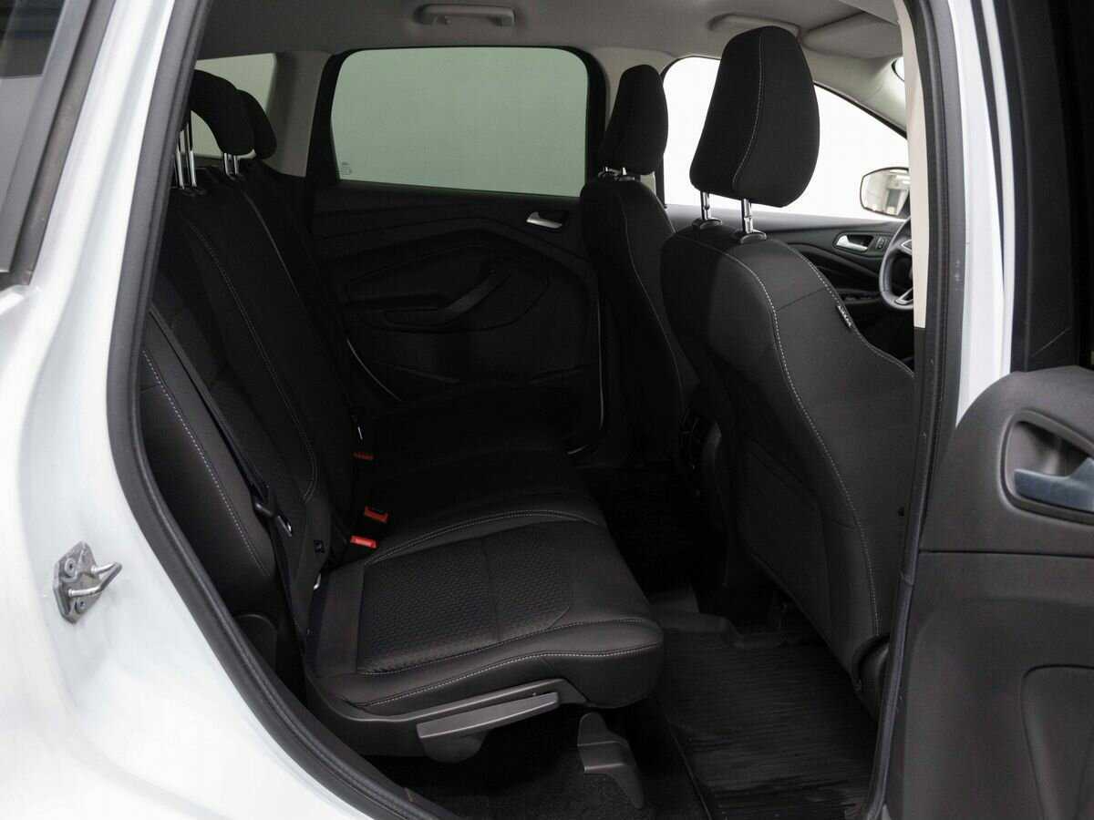 Ford Kuga, 2017 Фото №12