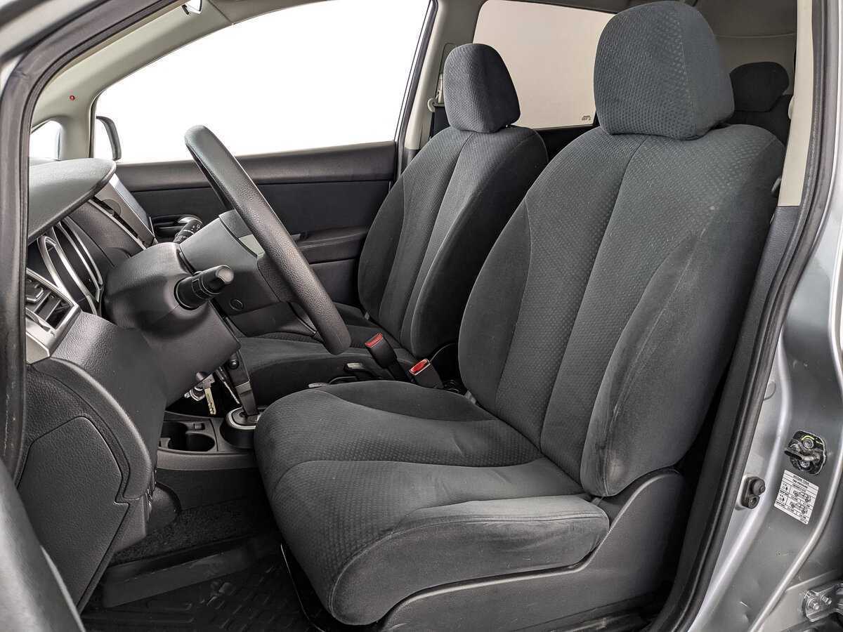 Nissan Tiida, 2013 Фото №20