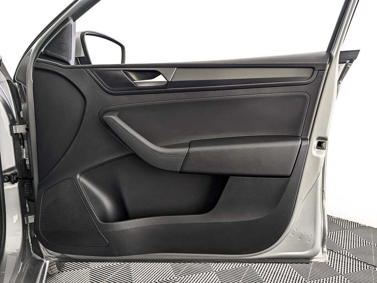 Volkswagen Polo, 2021 Фото №24