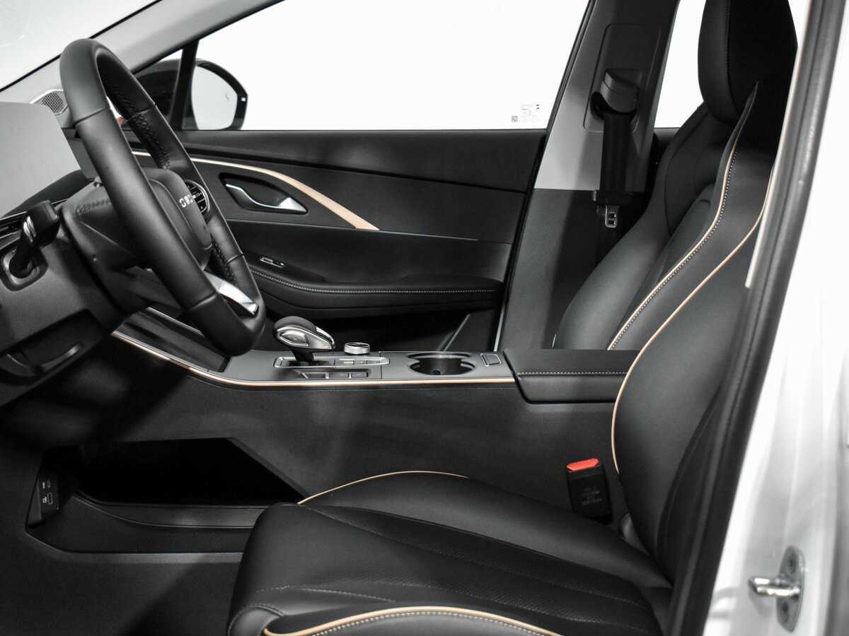 Omoda C5, 2023 Фото №12