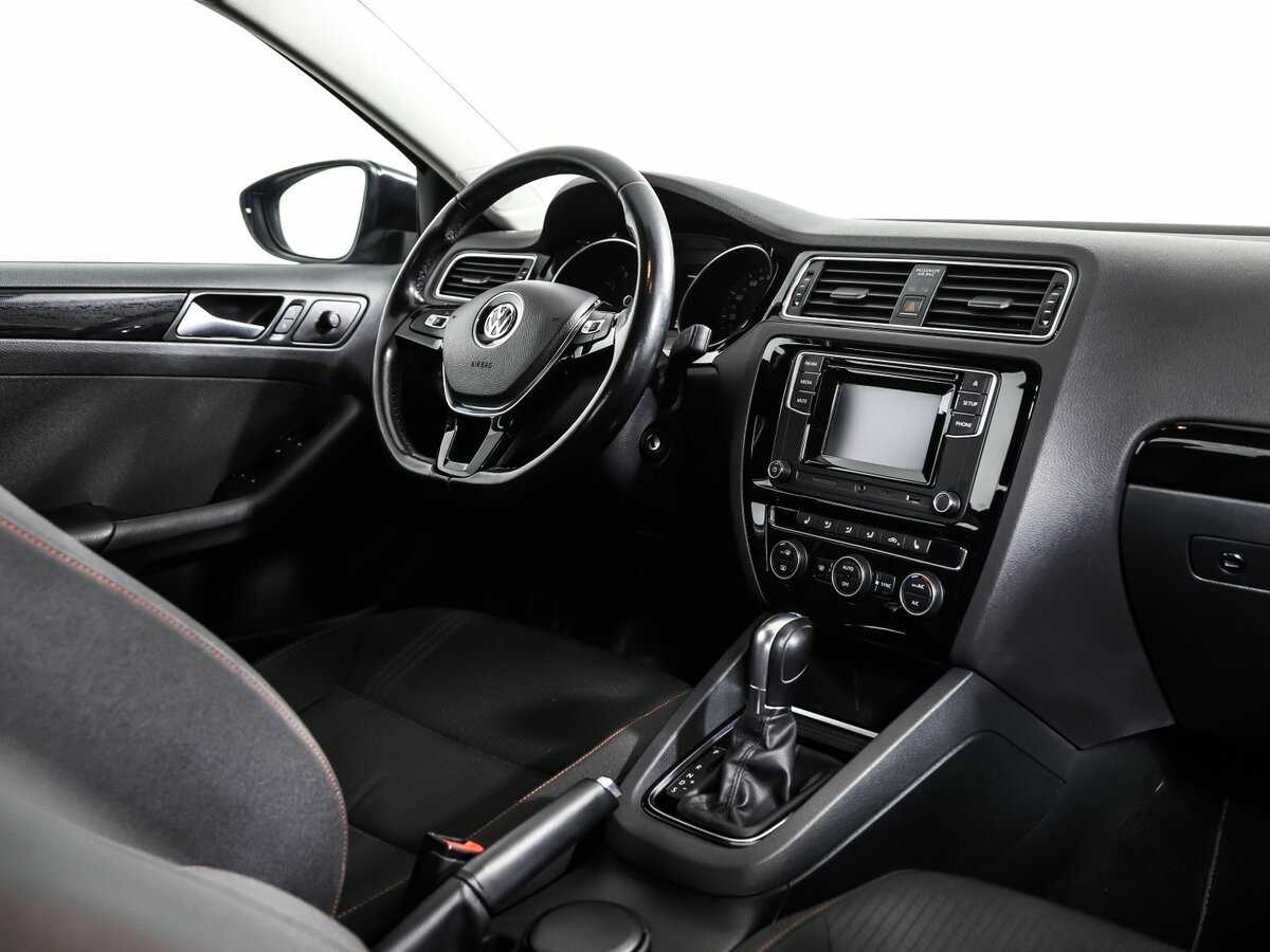Volkswagen Jetta, 2017 Фото №9